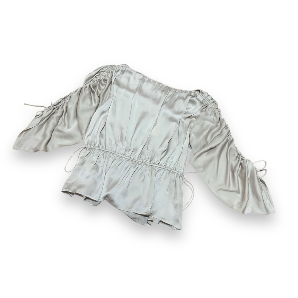 NWT Max Studio Nude Taupe Cold Shoulder Loose Cinched Waist Blouse - Size Medium